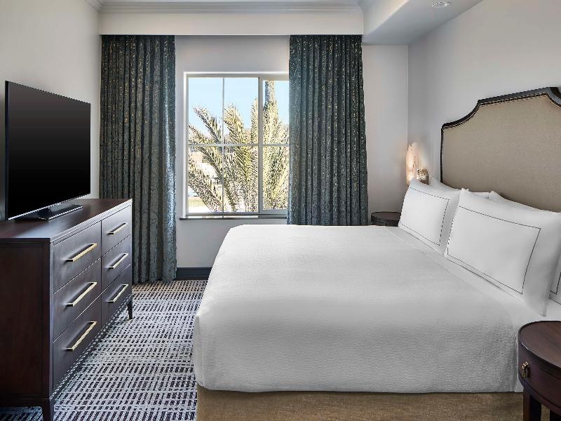 Bellasera Hotel & Suites Paso Robles, Tapestry image