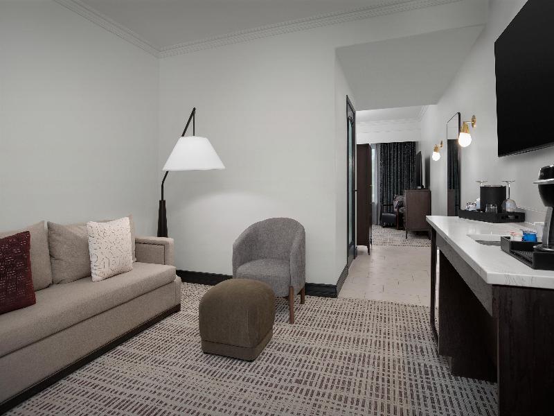 Bellasera Hotel & Suites Paso Robles, Tapestry image