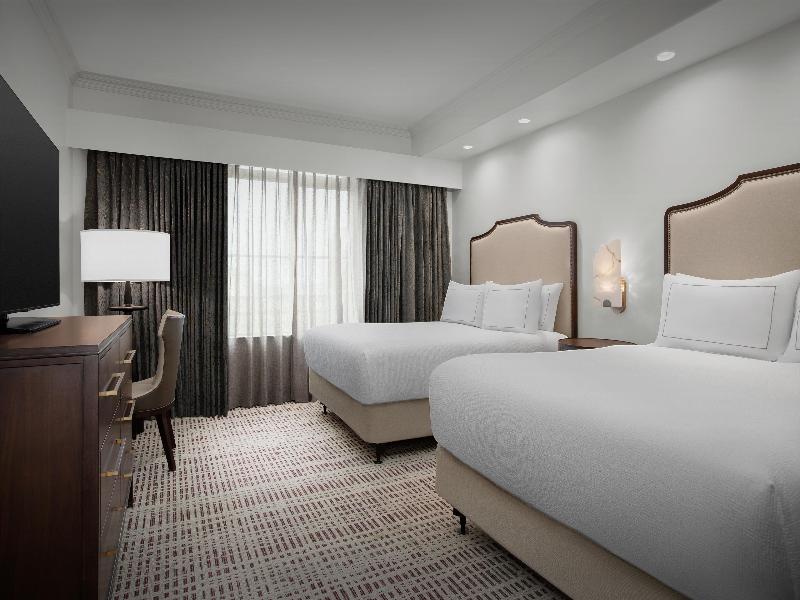 Bellasera Hotel & Suites Paso Robles, Tapestry image