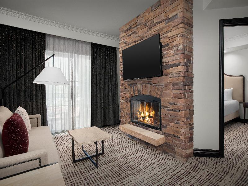 Bellasera Hotel & Suites Paso Robles, Tapestry image