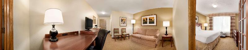 Country InnSuites Mankato And Conference Center Mn image