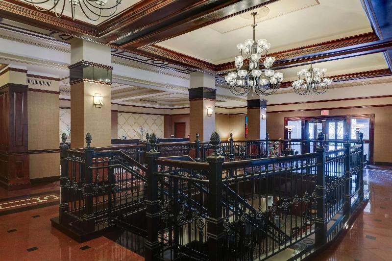 Drury Inn & Suites New Orleans image