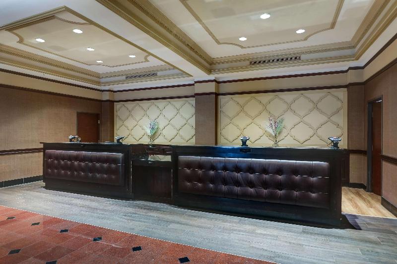 Drury Inn & Suites New Orleans image
