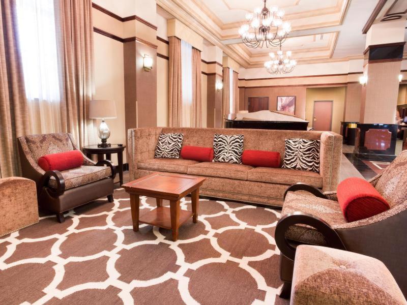 Drury Inn & Suites New Orleans image