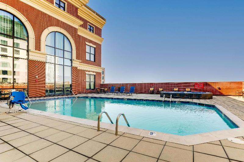 Drury Inn & Suites New Orleans image