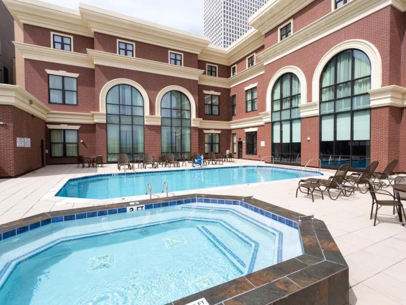 Drury Inn & Suites New Orleans image