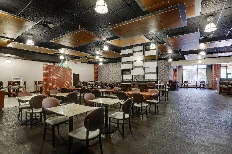 Drury Inn & Suites New Orleans image