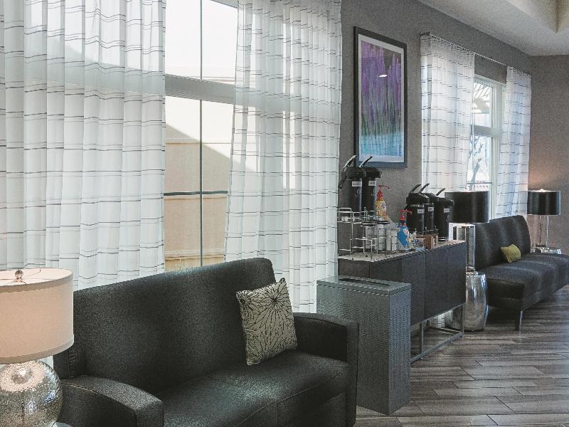 La Quinta Inn & Suites Orlando Airport North image