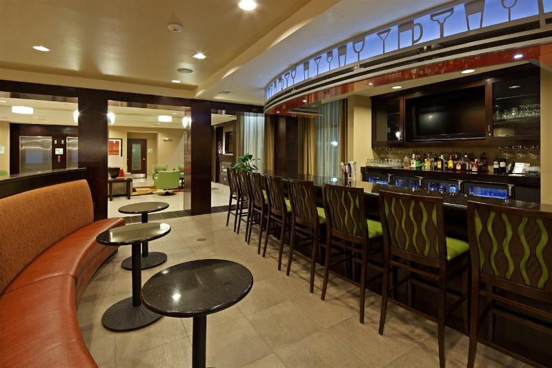 Holiday Inn Mobile - Airport image