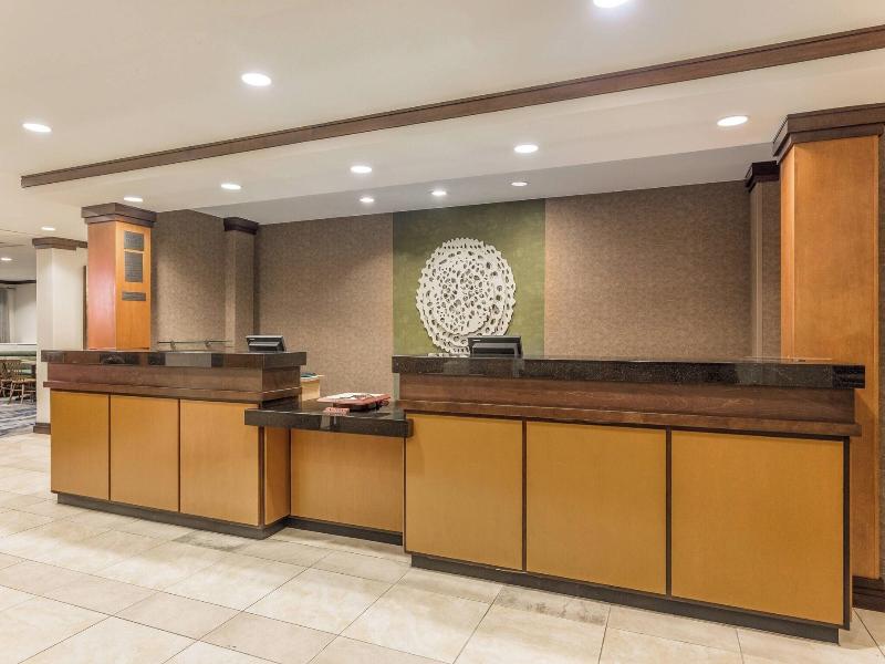Fairfield Inn & Suites by Marriott Madison East image