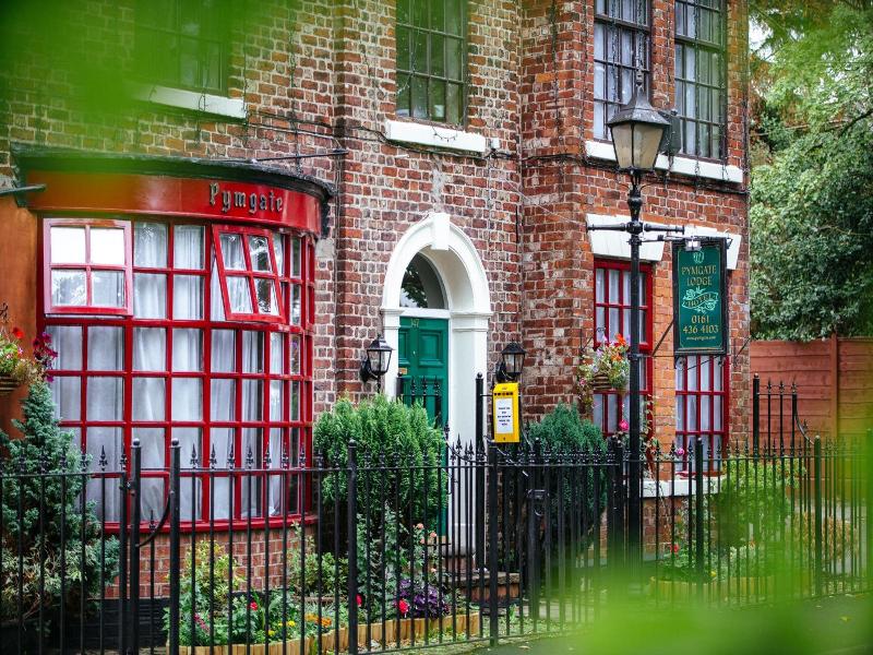 Pymgate Lodge Hotel image
