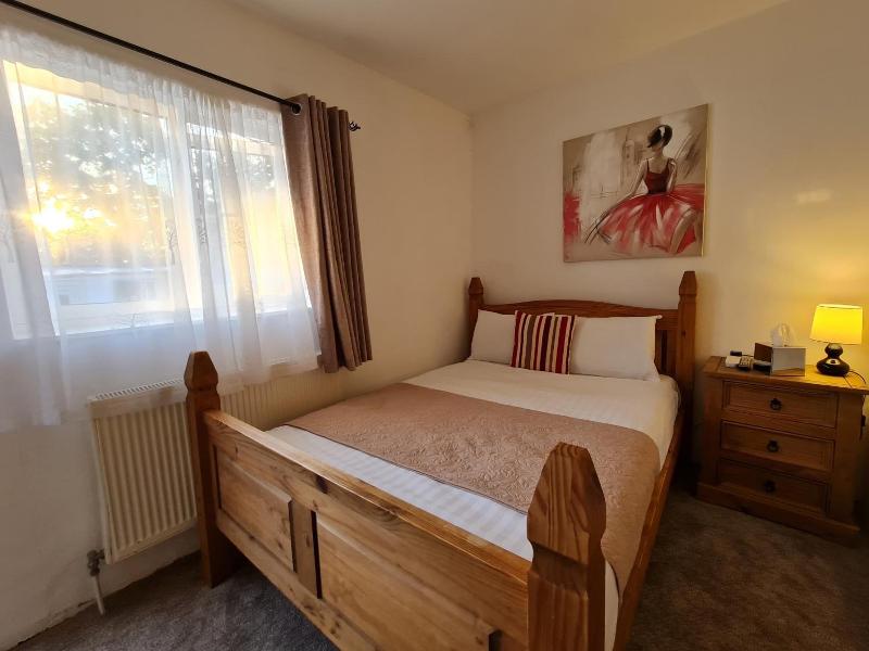 Pymgate Lodge Hotel image