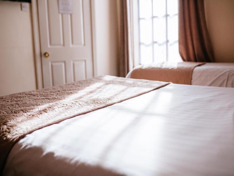 Pymgate Lodge Hotel image