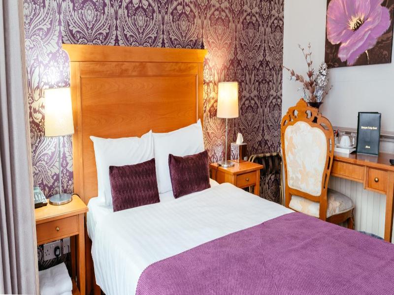 Pymgate Lodge Hotel image