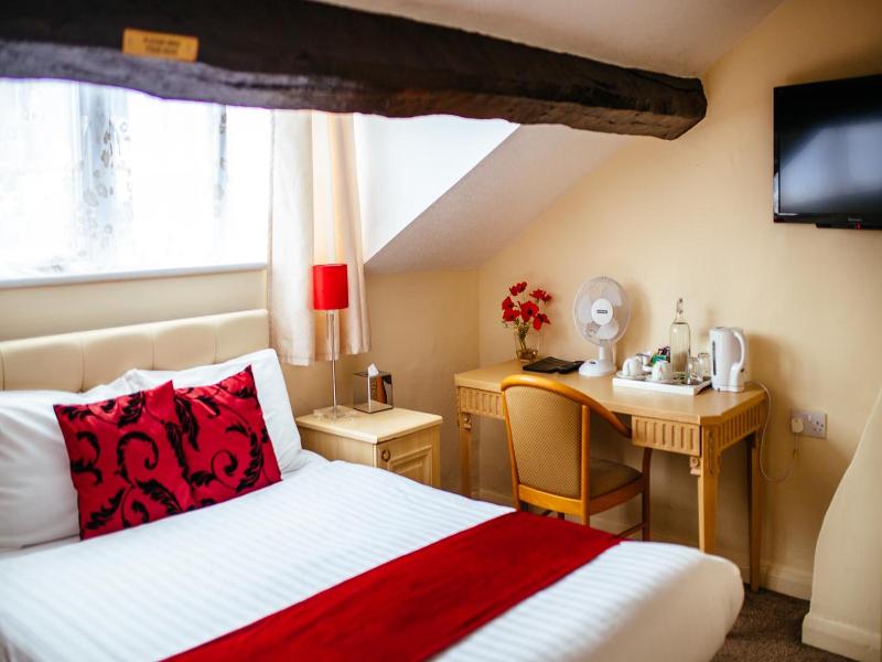 Pymgate Lodge Hotel image
