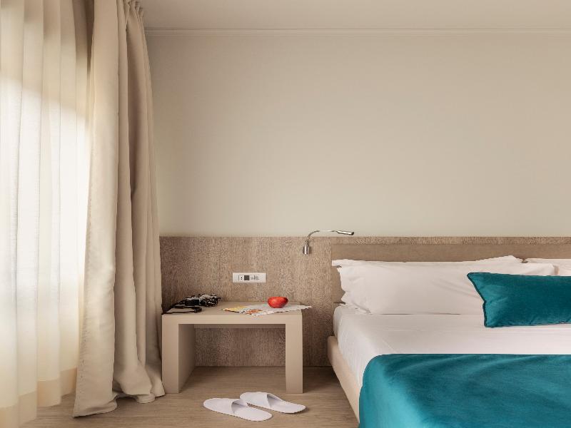 Living Hotel Milano image