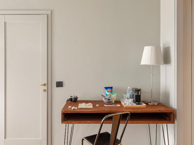 Living Hotel Milano image