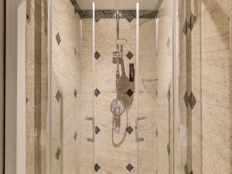 Living Hotel Milano image