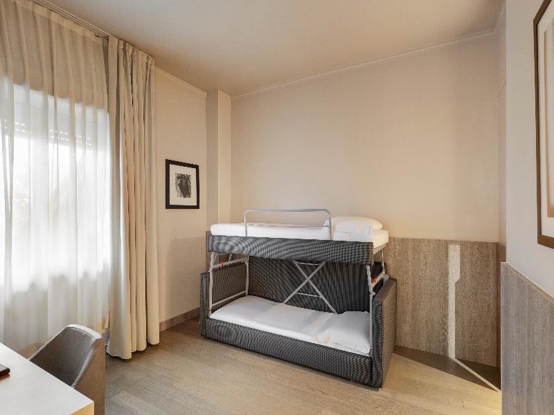 Living Hotel Milano image