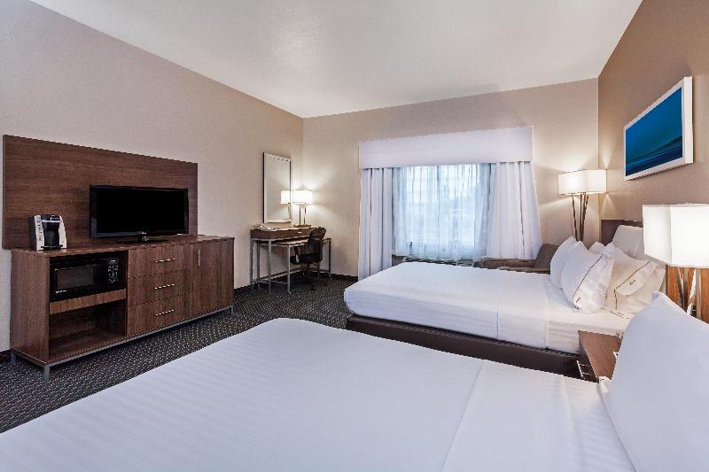 Holiday Inn Express & Suites Pharr image