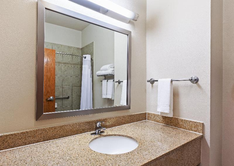 Holiday Inn Express & Suites Pharr image