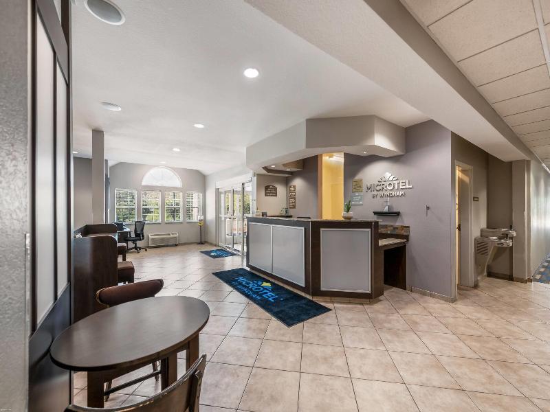 Microtel inn & Suites By Wyndham Pearl Rive/Slid image