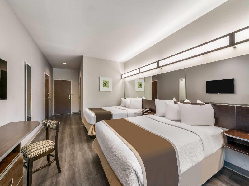 Microtel inn & Suites By Wyndham Pearl Rive/Slid image