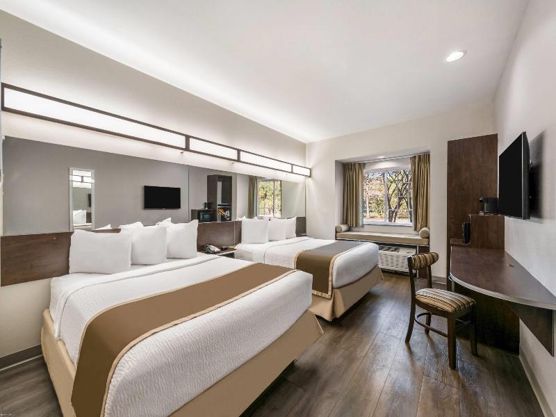 Microtel inn & Suites By Wyndham Pearl Rive/Slid image