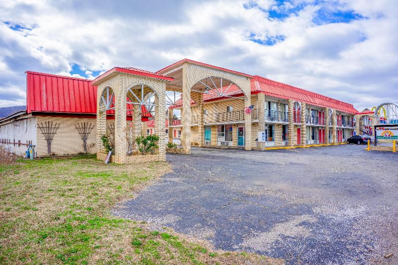 Ozark Junction Mountain View by OYO image