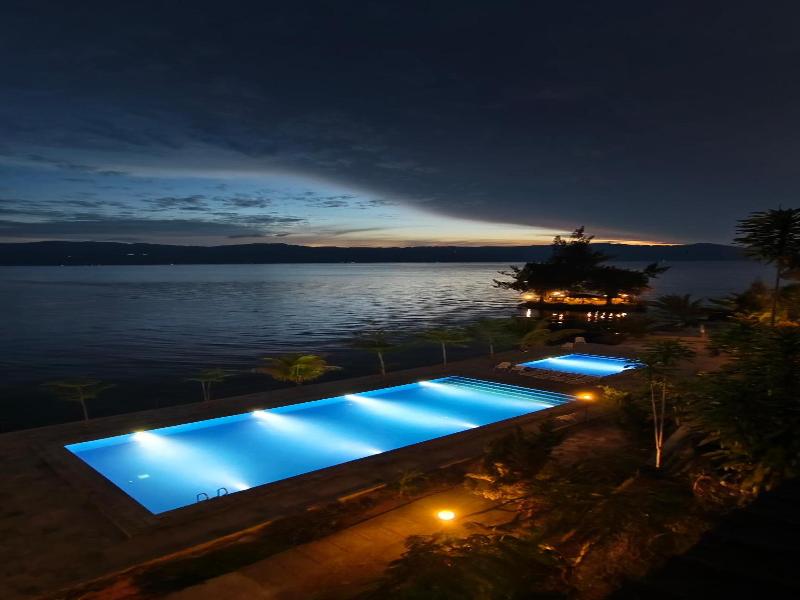 Toledo Inn Samosir image