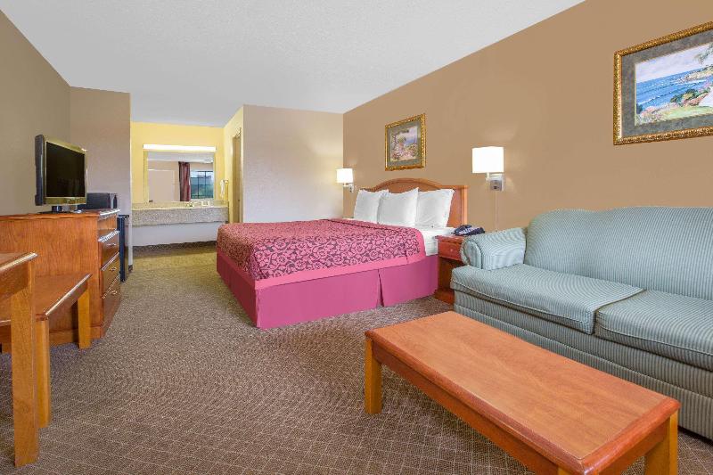 Days Inn by Wyndham Ruston LA image
