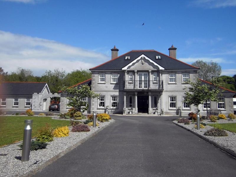 Deerpark Manor Bed & Breakfast image