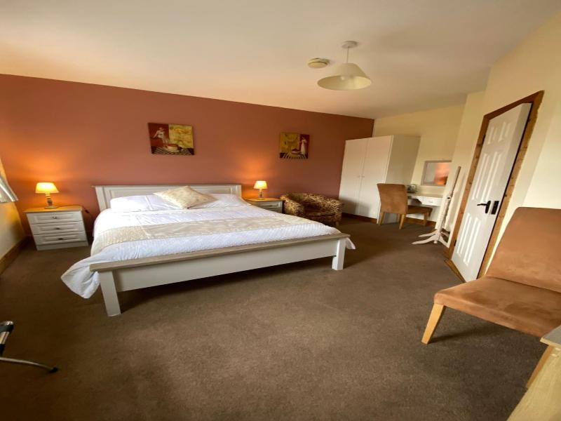 Deerpark Manor Bed & Breakfast image