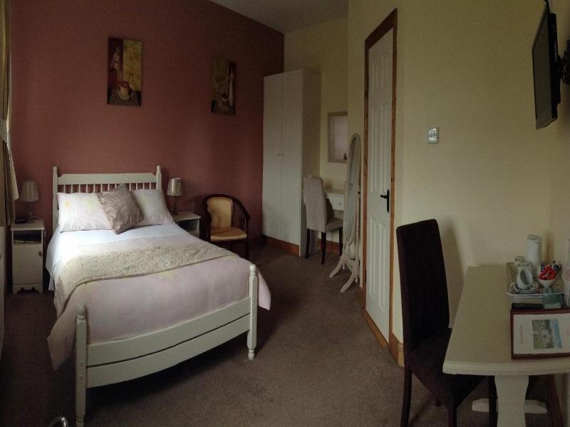 Deerpark Manor Bed & Breakfast image