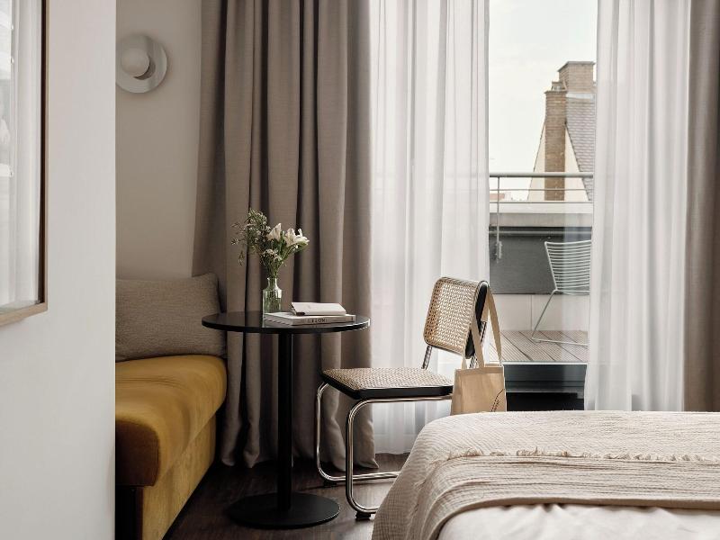 HOtello Schwabing image
