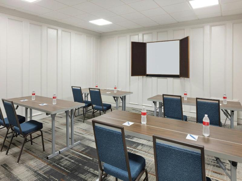 Four Points by Sheraton Saginaw image