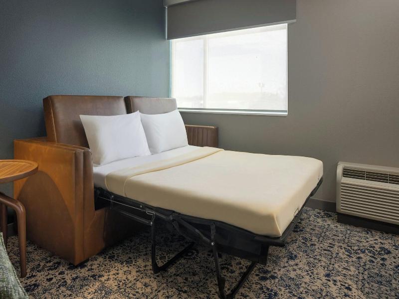 Four Points by Sheraton Saginaw image