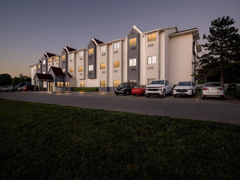 Days Inn by Wyndham near Kansas Speedway image
