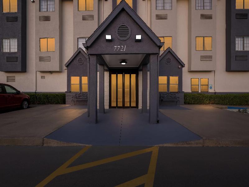 Days Inn by Wyndham near Kansas Speedway image