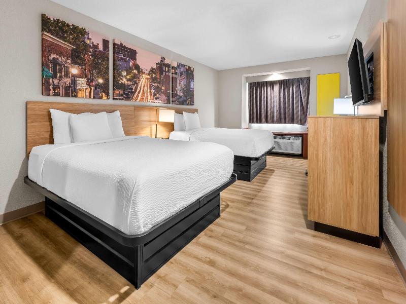 Days Inn by Wyndham near Kansas Speedway image