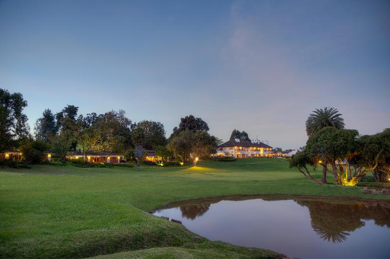 Fairmont Mount Kenya Safari Club