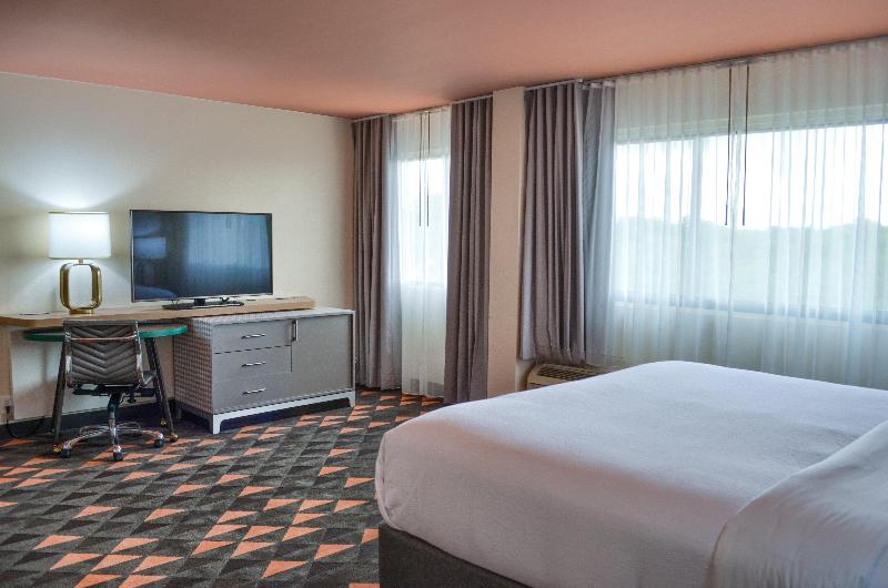 Holiday Inn Mobile West - I-10 image