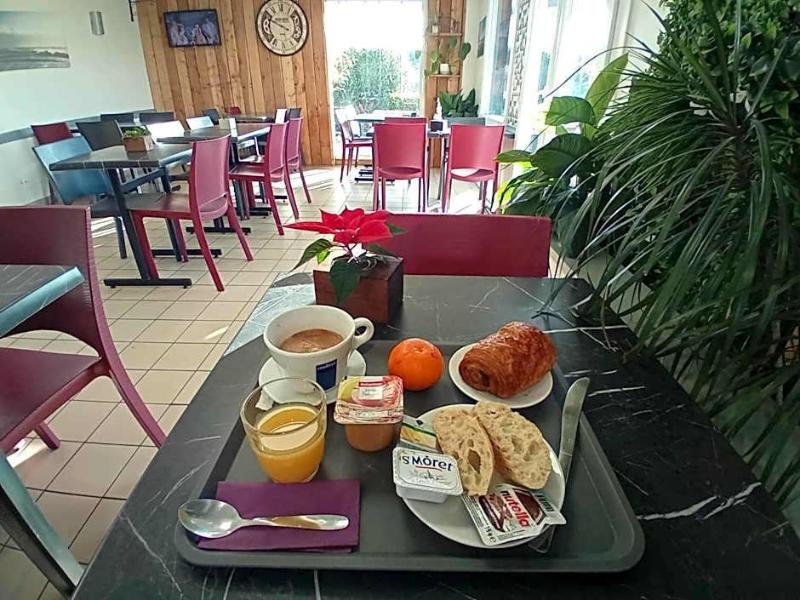 Fasthotel Montpellier Ouest image