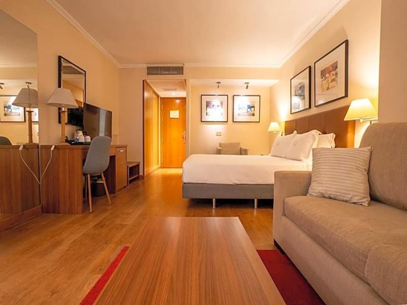 Aparto-Hotel Rosales image