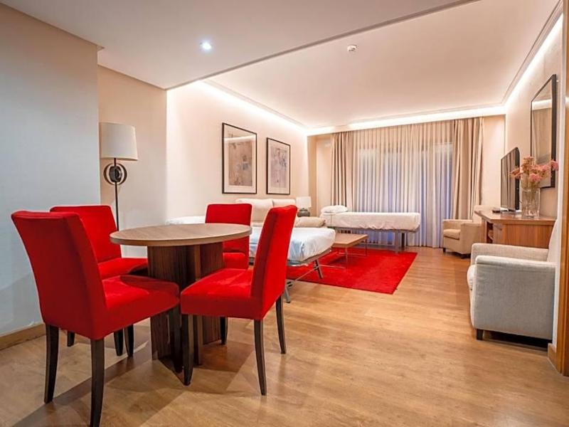 Aparto-Hotel Rosales image