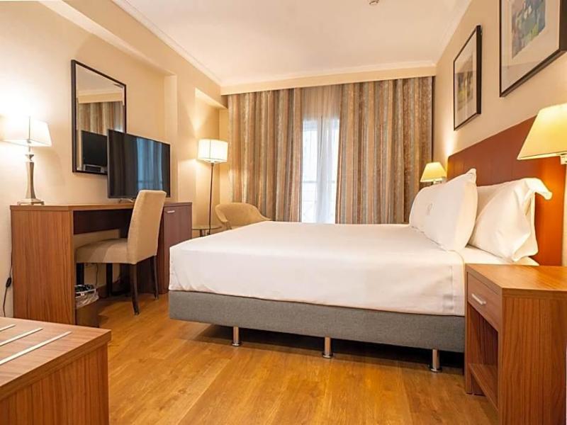 Aparto-Hotel Rosales image