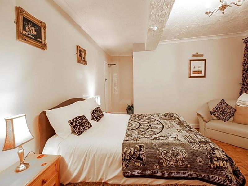 Wincham Hall image