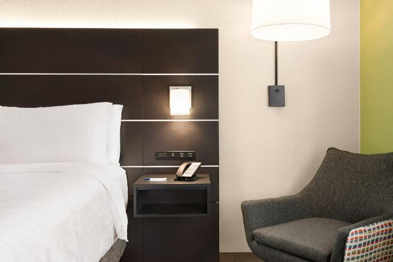 Holiday Inn Express & Suites McAlester-IHG hotel photo 10