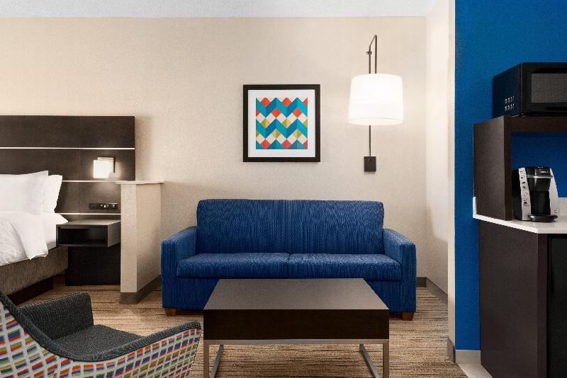 Holiday Inn Express & Suites McAlester-IHG hotel photo 24