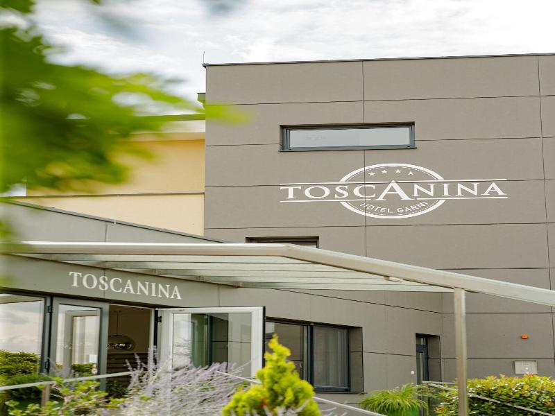 Toscanina image